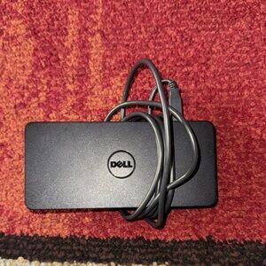 Dell USB 3.0 Ultra HD/4K Triple Display Docking Station (D3100)